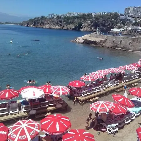 ديدهان بنسيون فندق أنطاليا